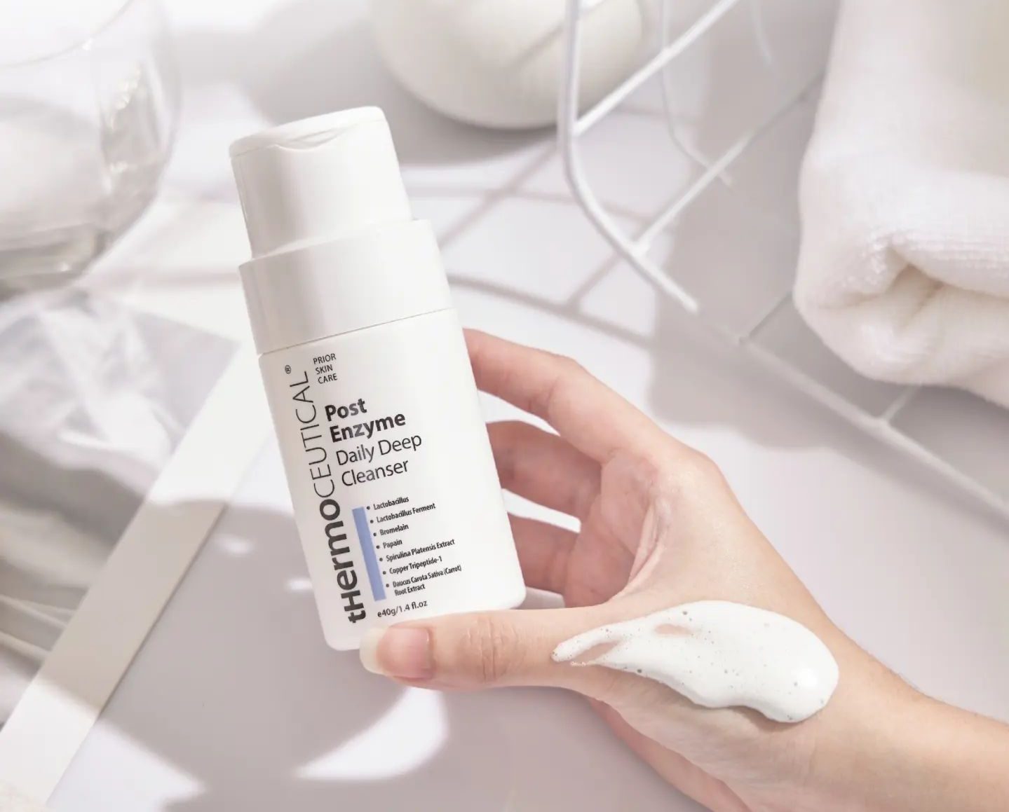 Cách chọn sữa rửa mặt cho da nhạy cảm